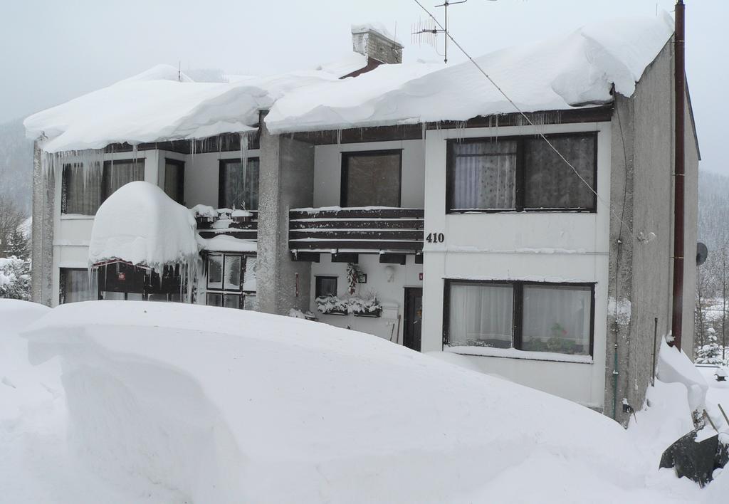 Konvalinka - ubytování v soukromí Harrachov Esterno foto